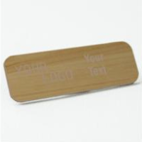 Name tag – engraved plastic Cashew / Taupe – round corners – magnetic