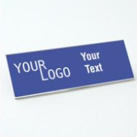 Name tag – engraved plastic Purple / White – square corners – magnetic