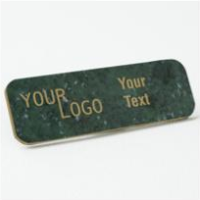 Name tag – engraved plastic Verde / Gold – round corners – magnetic